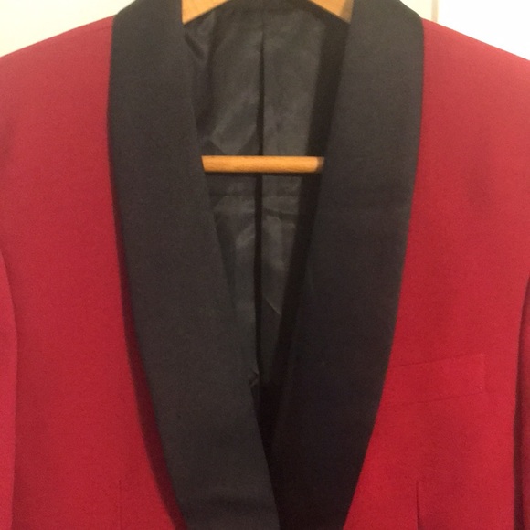 NWOT Mens tuxedo jacket size 38 short. Slim fit. Egara brand. Make a splash! - Picture 5 of 13